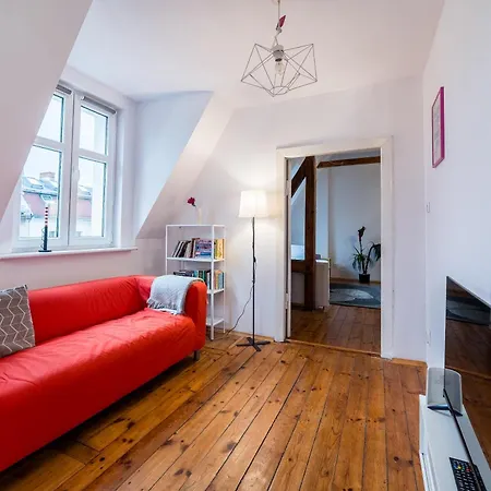 Maleckiego Moments By Bookinghost * Poznań