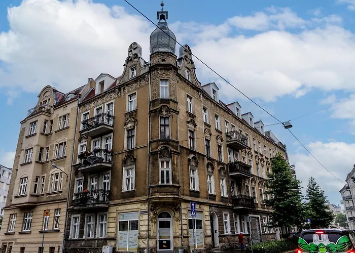 Maleckiego Moments By Bookinghost Poznan