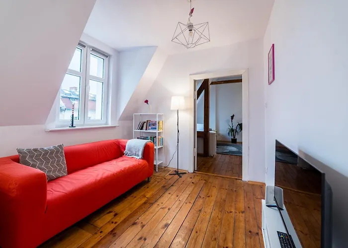 Maleckiego Moments By Bookinghost * Poznan